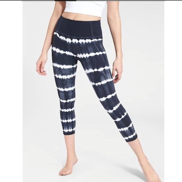 Athleta Salutation Tie Dye Cropped Legging LO. - Picture 1 of 12